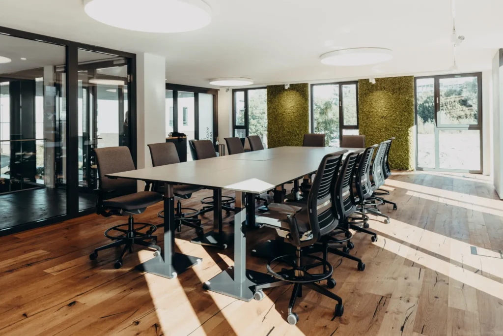 Innenansicht Seminarraum und Besprechungsraum im Innovation Center Konstanz